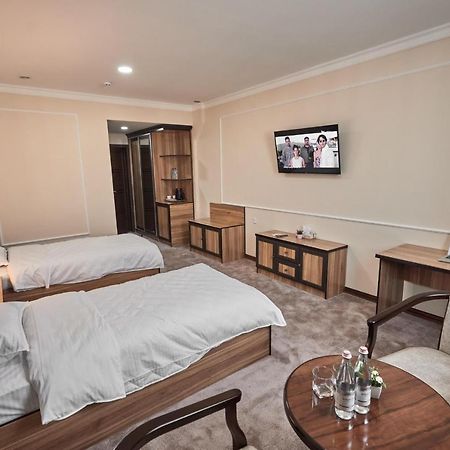 Bal Tabassum Hotel Toshloq Εξωτερικό φωτογραφία