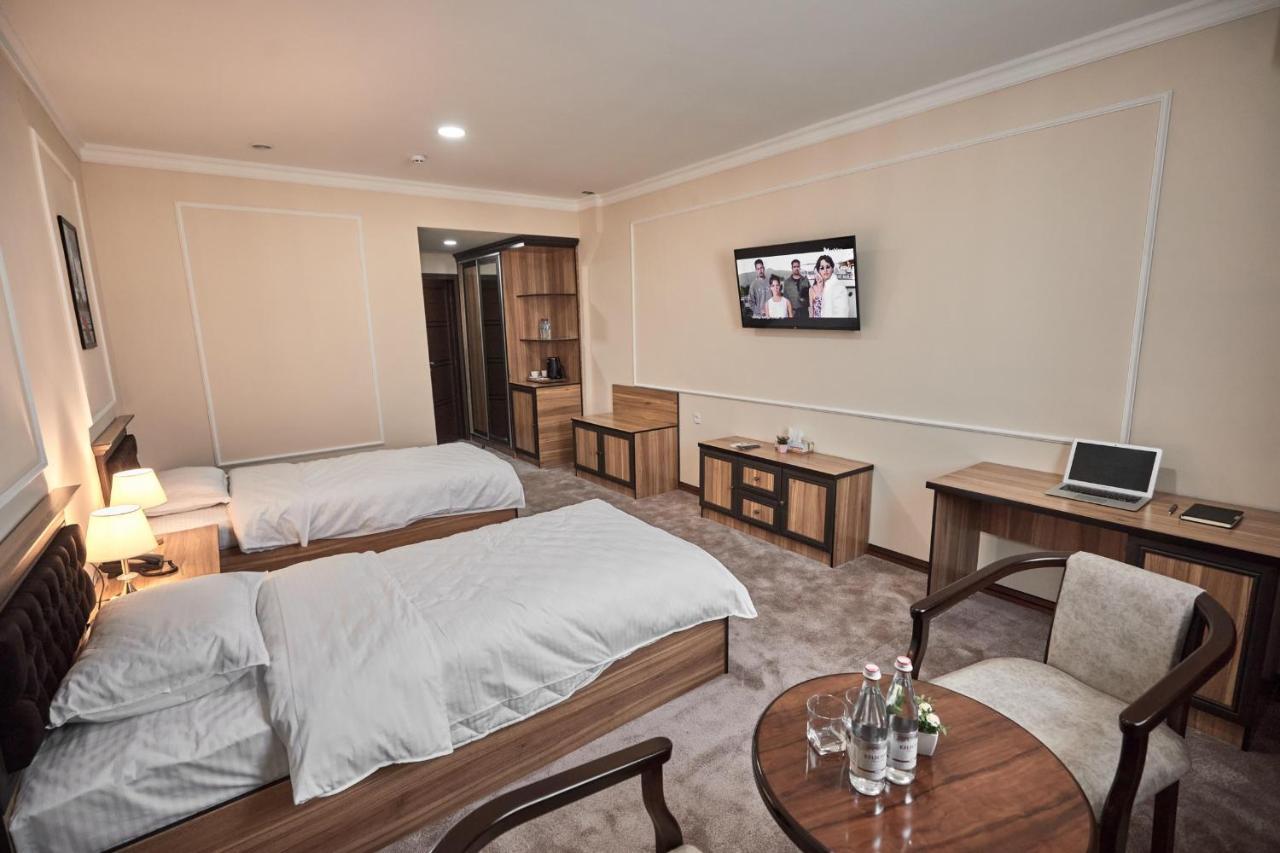 Bal Tabassum Hotel Toshloq Εξωτερικό φωτογραφία